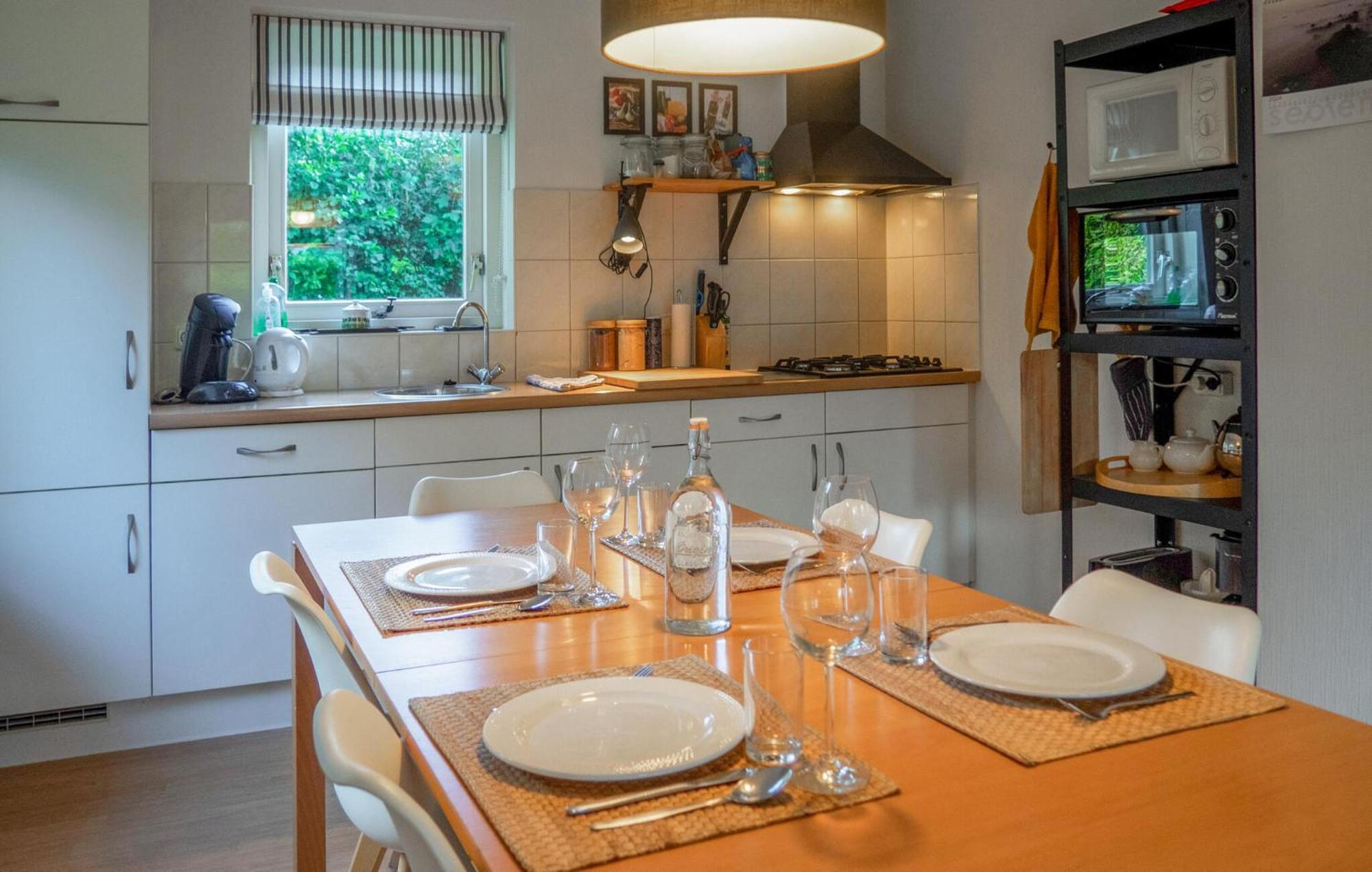 3 Bedroom Lovely Home In Zonnemaire Zewnętrze zdjęcie